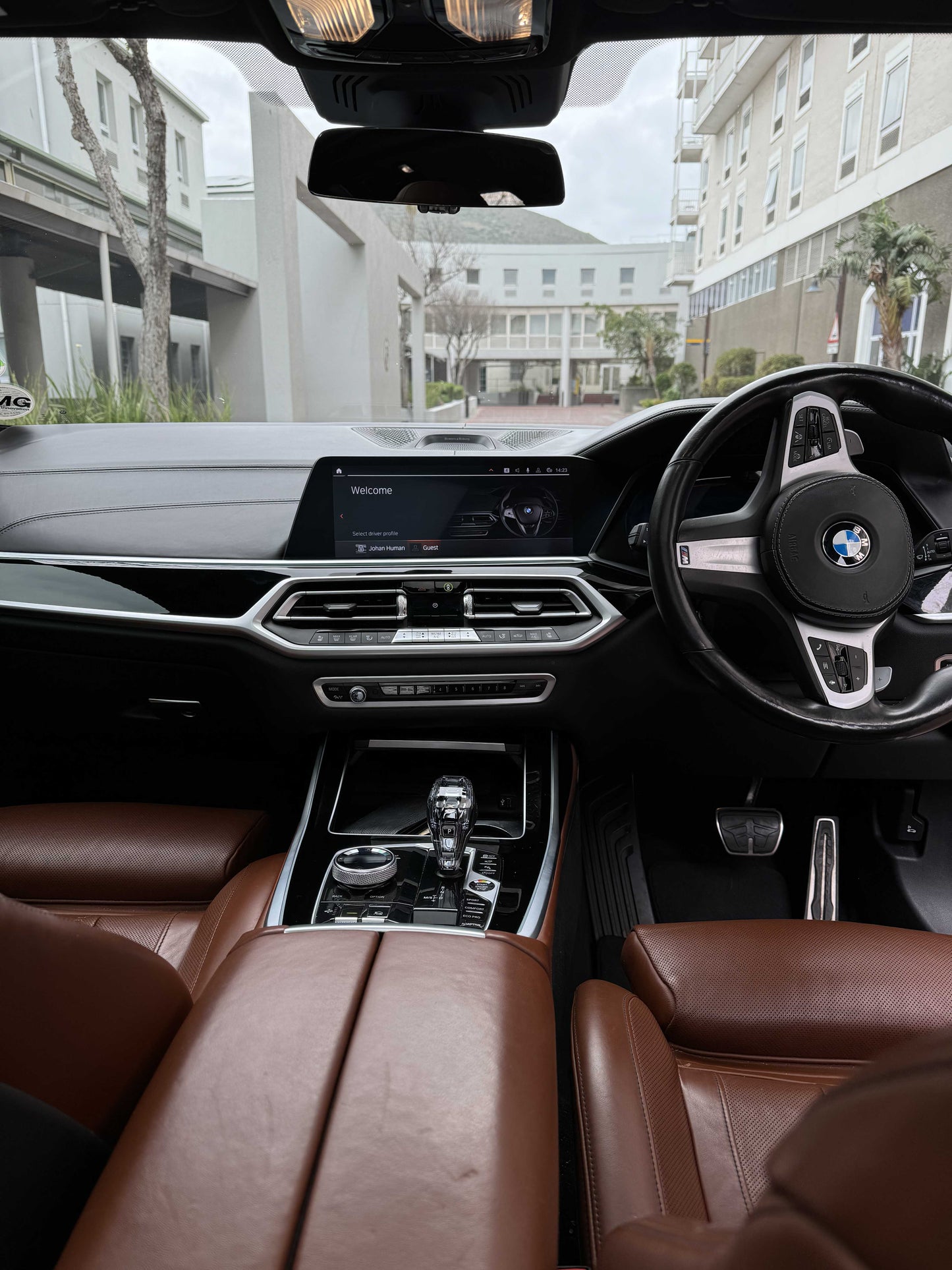 BMW X7