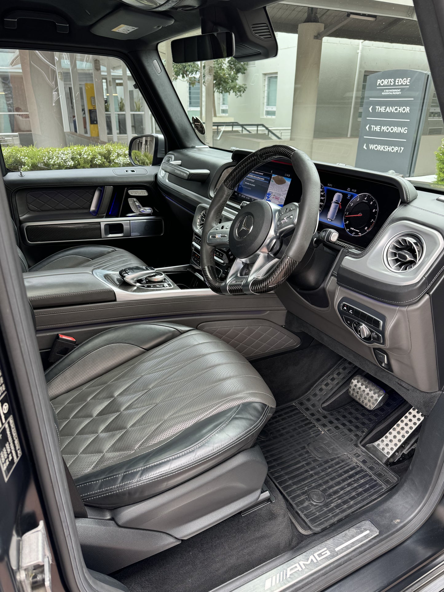 Mercedes G63 AMG - Grey